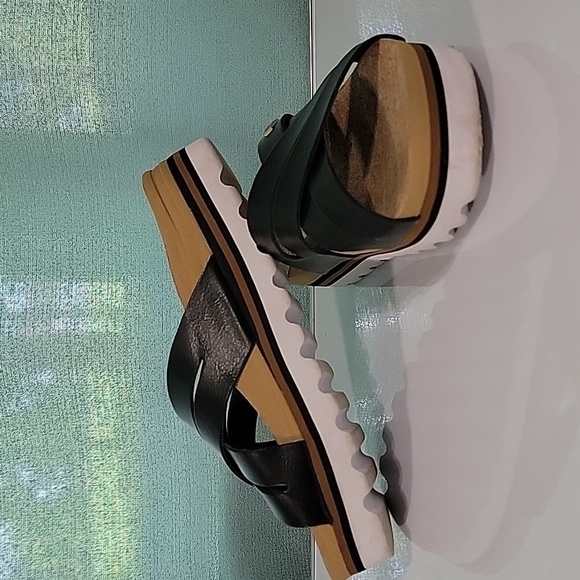 Women's REEF Cushion Bloom Hi Platform Fashion Sandal, Black, Size 6, EUC - Picture 11 of 14